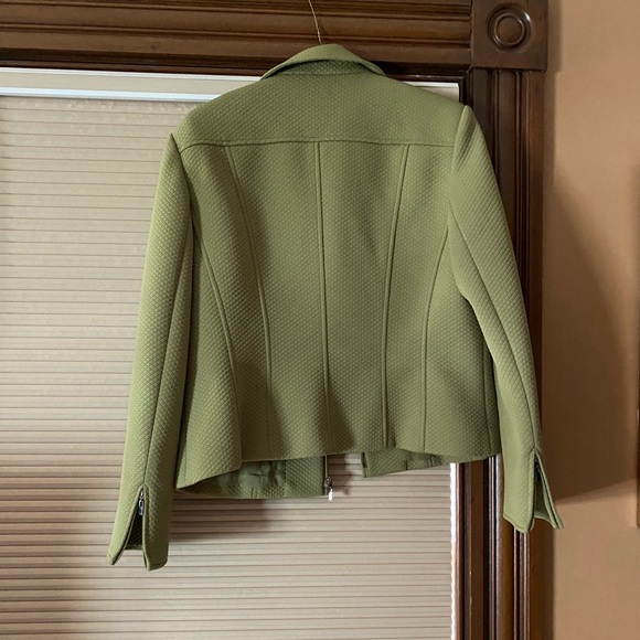 Light Green Quilted Scuba Jacket with Zippers on the Sleeves - Picture 2 of 5